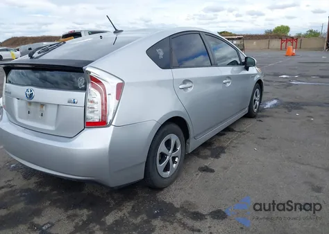 2014 Toyota Prius Three из США, поврежденный, VIN JTDKN3DU7E1750375